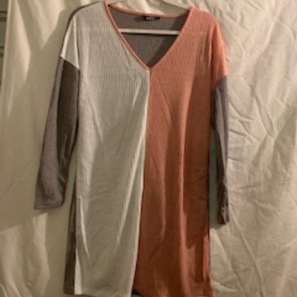 SHEIN Women's Gray/White/Peach 3/4 Sleeve Oversize Midi Sweater Dress XS NIP - Picture 1 of 5
